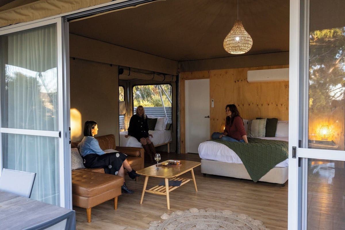 Tienda familiar (Eco) | 2 dormitorios, wifi gratis, ropa de cama