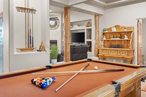 Games room - Sprawling Arizona Oasis w/ Dream Backyard (New River)