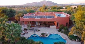 Exterior - Sprawling Arizona Oasis w/ Dream Backyard (New River)