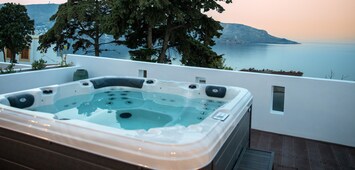 Hot tub/Jacuzzi Sea view