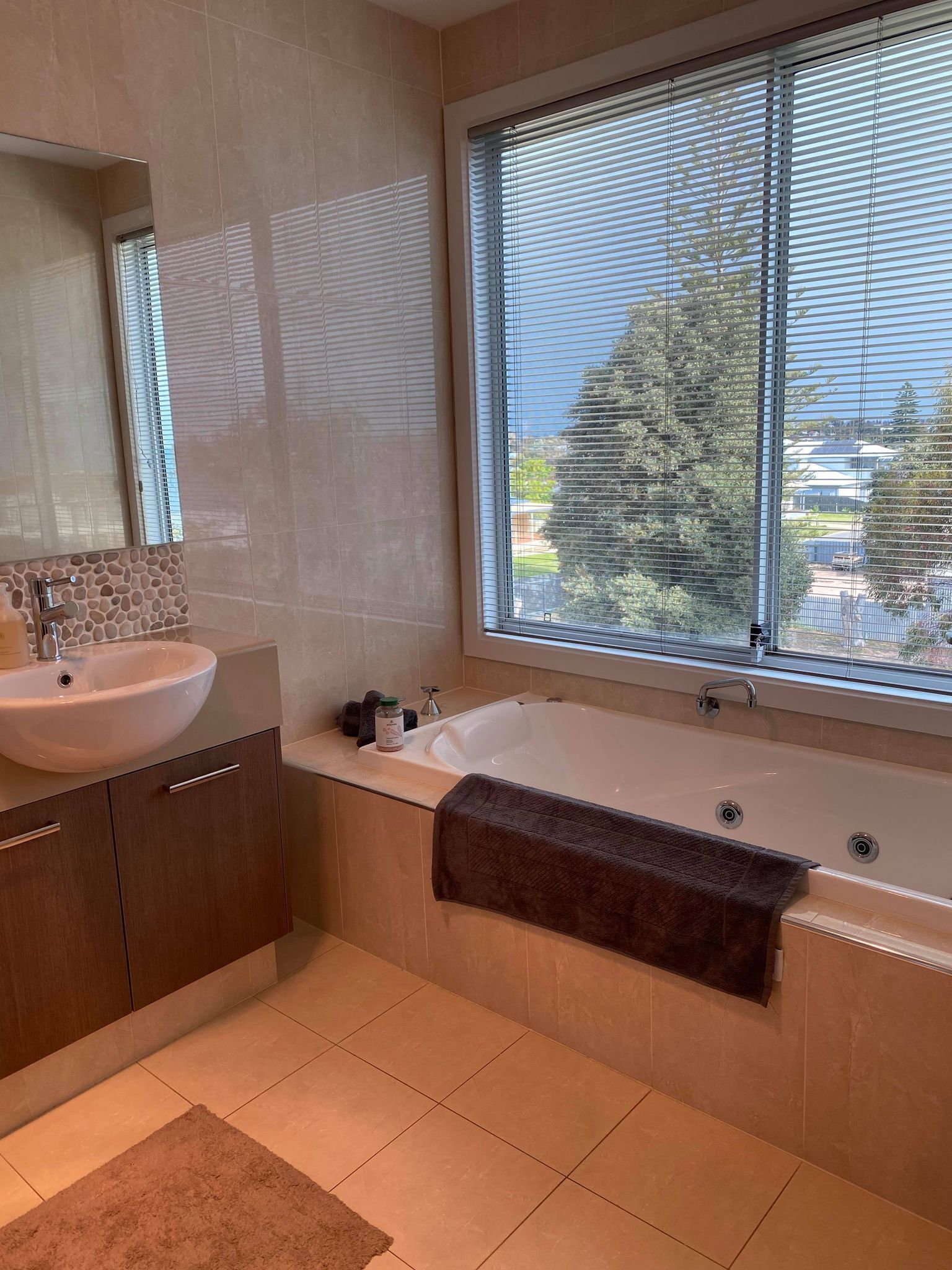 Town house with Stunning Sea Views!! — image 12