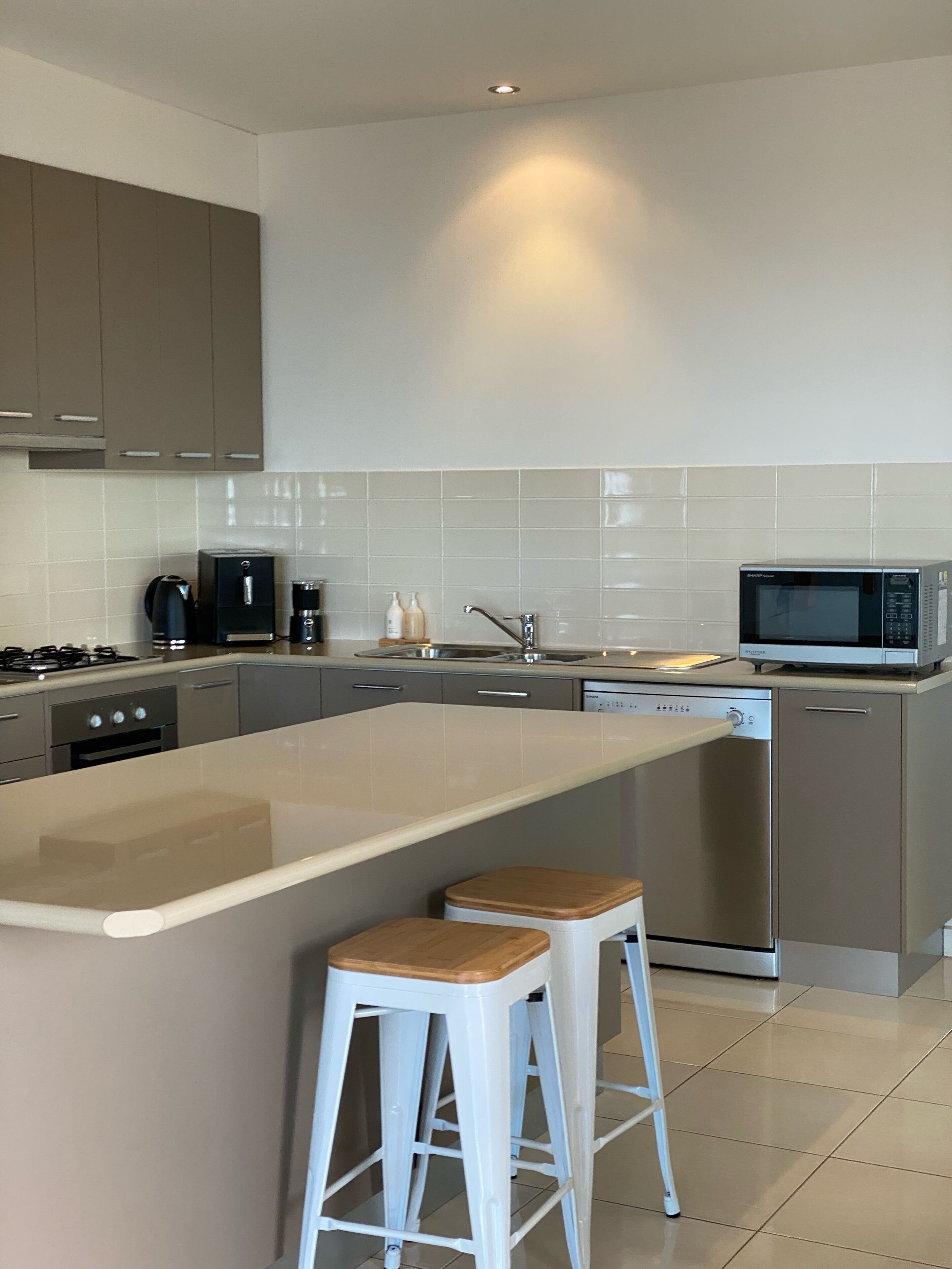 Town house with Stunning Sea Views!! — image 4