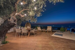 Outdoor dining - Villa in Falasarna, Sea view, pool, privacy, 1BR 2BA (Kavousi)