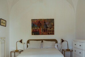 1 chambre, fer et planche à repasser, Wi-Fi gratuit, draps fournis