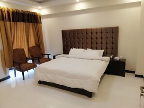 豪華雙人房 | 免費無線上網、床單