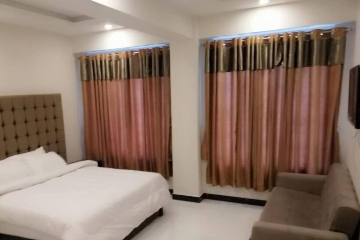 Habitación doble de lujo | Wifi gratis y ropa de cama