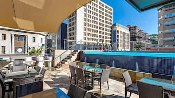 Outdoor pool, pool loungers