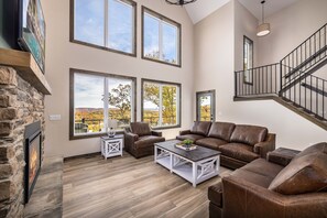 Smart TV, fireplace, video games, table tennis