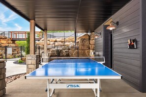 Property grounds - Luxury Lakefront Villa 19B - Over 30 FREE amenities included! (Kimberling City)