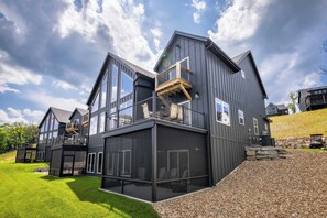 Exterior - Luxury Lakefront Villa w/ FREE Kayaks, Pools & Resort-Style Amenities (Kimberling City)