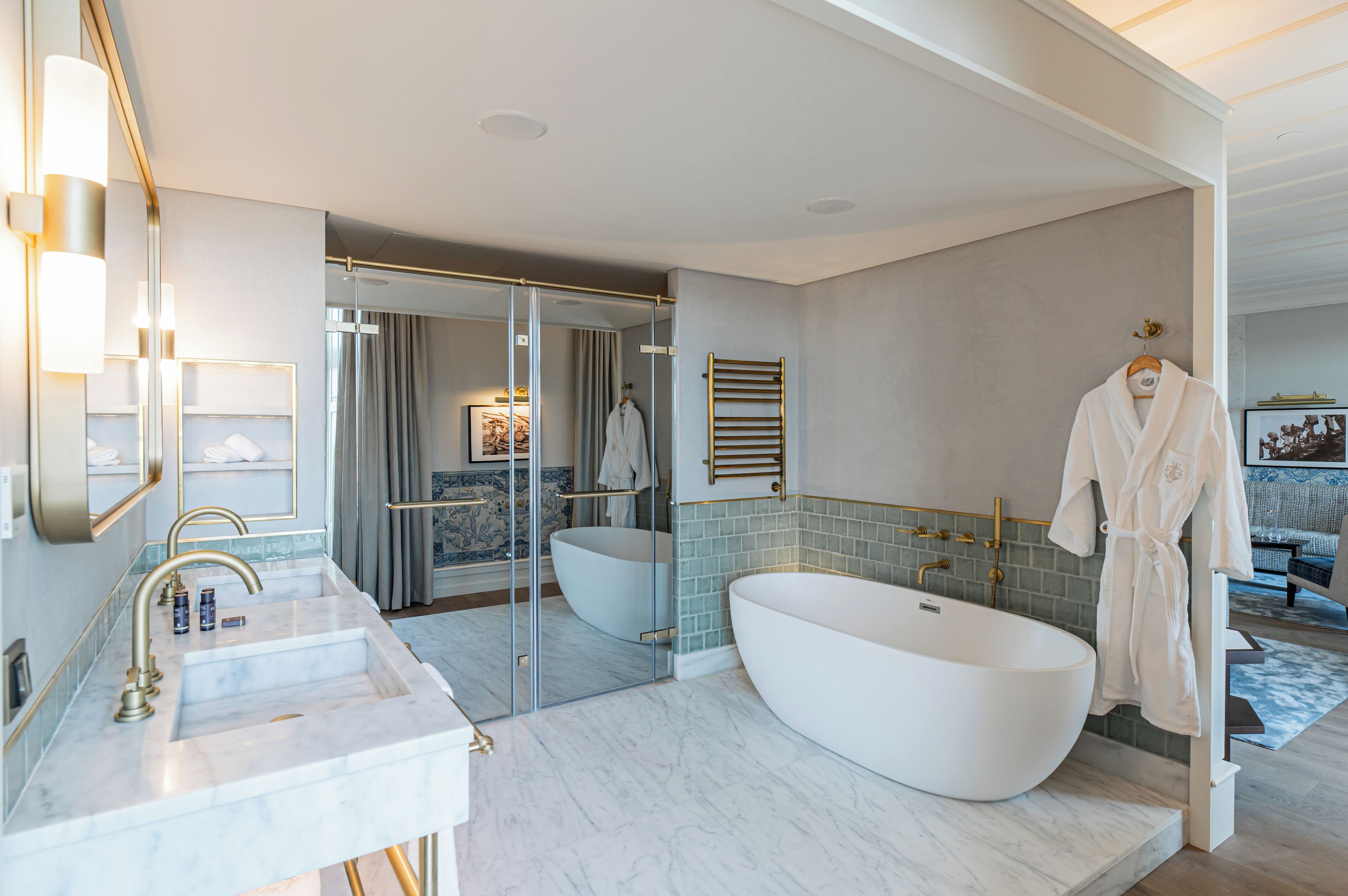 signature suite | bathroom | free toiletries, hair dryer, bathrobes, slippers