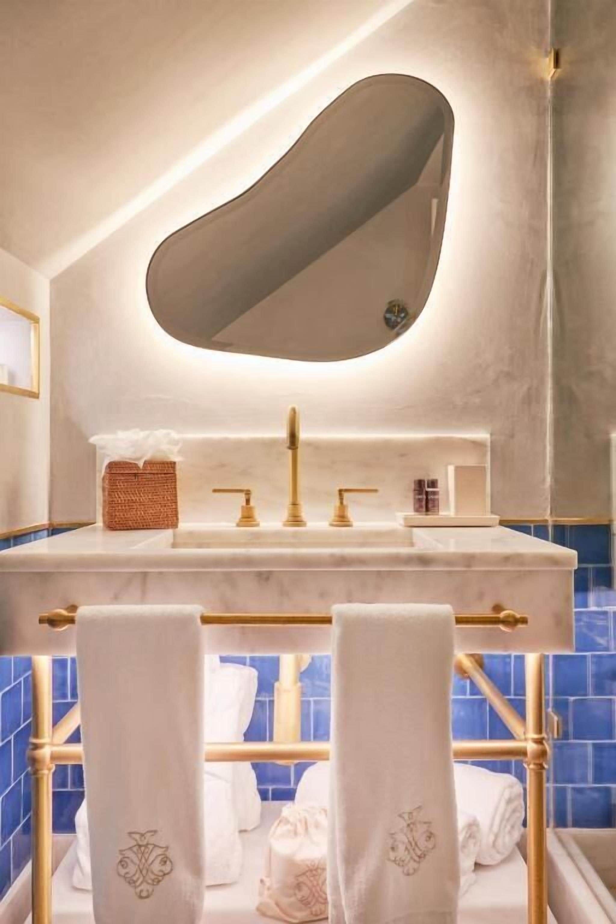 Comfort Room | Bathroom