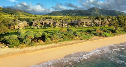 2BD/2BA Oceanfront Condo with Beach Access