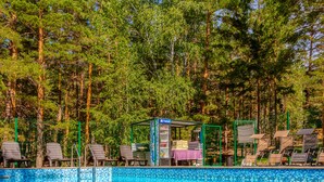 Seasonal outdoor pool - Parkhouse Kokshetau (Burabay)