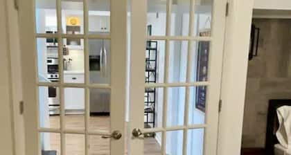 Upper Georgetown Charming City Retreat