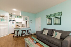 Televisión y oficina 