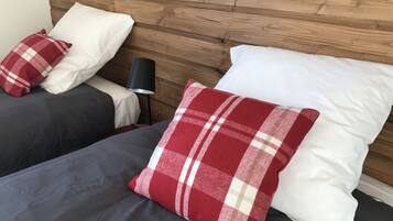 2 bedrooms, free WiFi, bed sheets