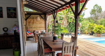 Villa Bois Zen: charming tropical accommodation (500 m from the beach)