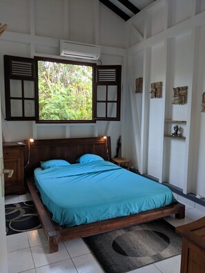 3 bedrooms, travel crib, free WiFi, bed sheets - Villa Bois Zen: charming tropical accommodation (500 m from the beach) (Saint-François)