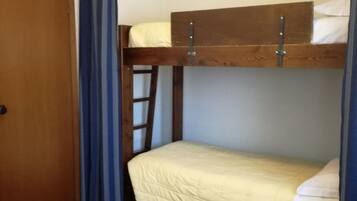 1 Schlafzimmer, kostenloses WLAN, Bettwäsche, Rollstuhlgeeignet