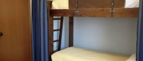 1 Schlafzimmer, kostenloses WLAN, Bettwäsche, Rollstuhlgeeignet