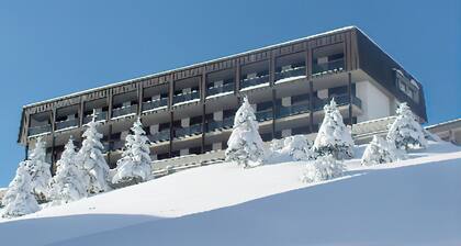 Sestriere apartment in front of the slopes great view