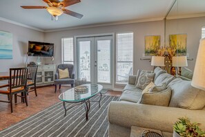 Smart TV, DVD player