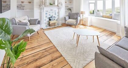 Host & Stay | Beach Retreat