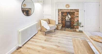 Host & Stay | Beach Retreat