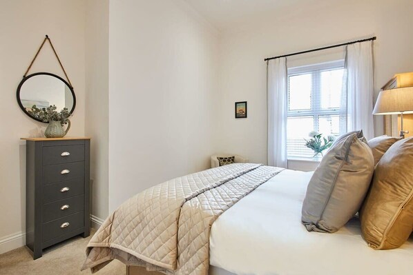 1 makuuhuone, silitysrauta/-lauta, Wi-Fi, vuodevaatteet