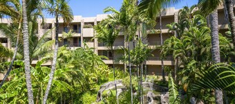 Paki Maui #318 1 Bedroom Condo by RedAwning