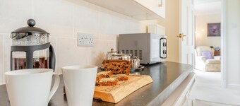 Gwynnant Cottage - Two Bedroom House, Sleeps 4