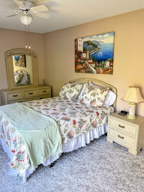 3 bedrooms, iron/ironing board, free WiFi, bed sheets