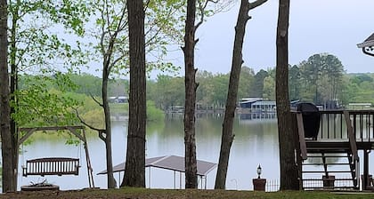 Makin MEMORIES: House w/Dock/HotTub/Fiber/Tankless/EV Charger/next to boat ramp