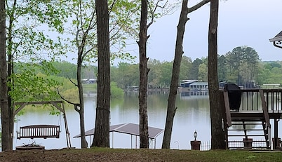 Makin MEMORIES: House w/Dock/HotTub/Fiber/Tankless/EV Charger/next to boat ramp