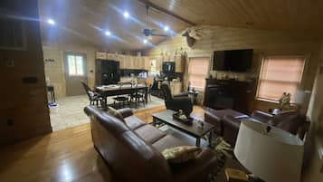 Smart TV, fireplace, DVD player, books