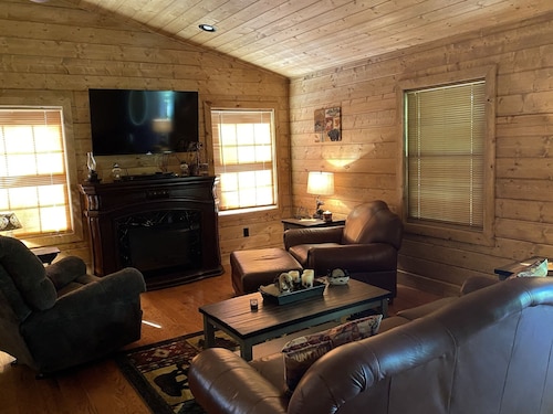 Mountain View Cabin Rentals #2