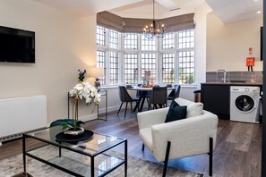 Room - Thornes Hall (Shrewsbury)