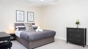 2 bedrooms