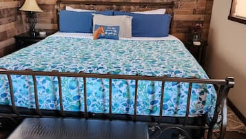 3 bedrooms, iron/ironing board, travel cot, free WiFi