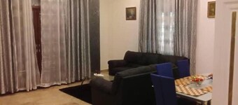 Stoning 3-bed Apartment by the Beach in Kribi