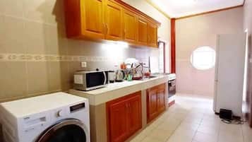 Apartment | Private kitchen | Fridge, microwave, oven, stovetop