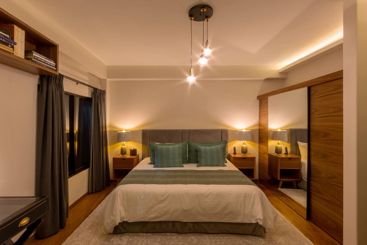 Executive Room | Egyptian cotton sheets, premium bedding, down comforters, free minibar