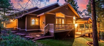 Amberwood Apline Estate w/5 Showers, Spa & Views