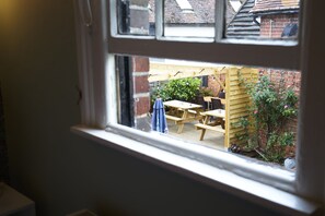 Standard Double Room, Ensuite, Courtyard View (Room 3 Double) | Room amenity