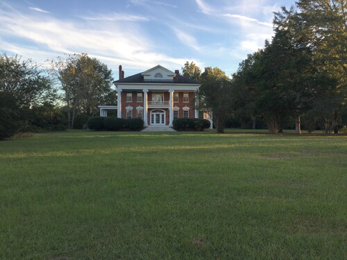 Spacious Home and Private Getaway