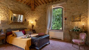 9 chambres, fer et planche Ă repasser, accĂšs au Wi-Fi (inclus)