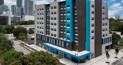 Tru by Hilton Miami West Brickell