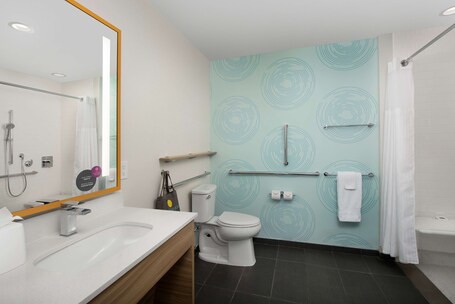 Tru by Hilton Miami West Brickell - Image 12
