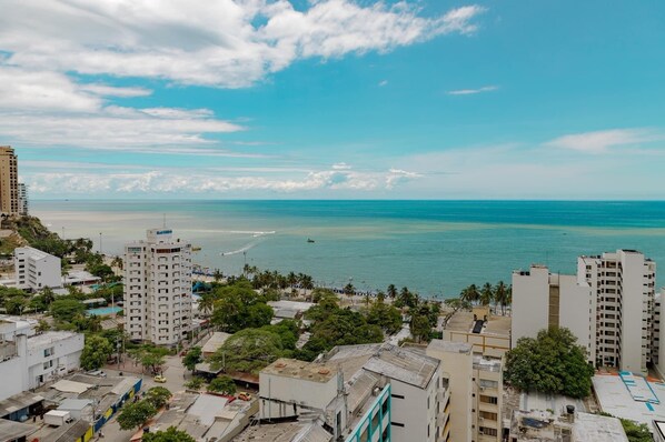 Aerial view - Apartamento de 2 habitaciones y 2 banos muy cerca a la playa, y al Aeropuerto. (Gaira)